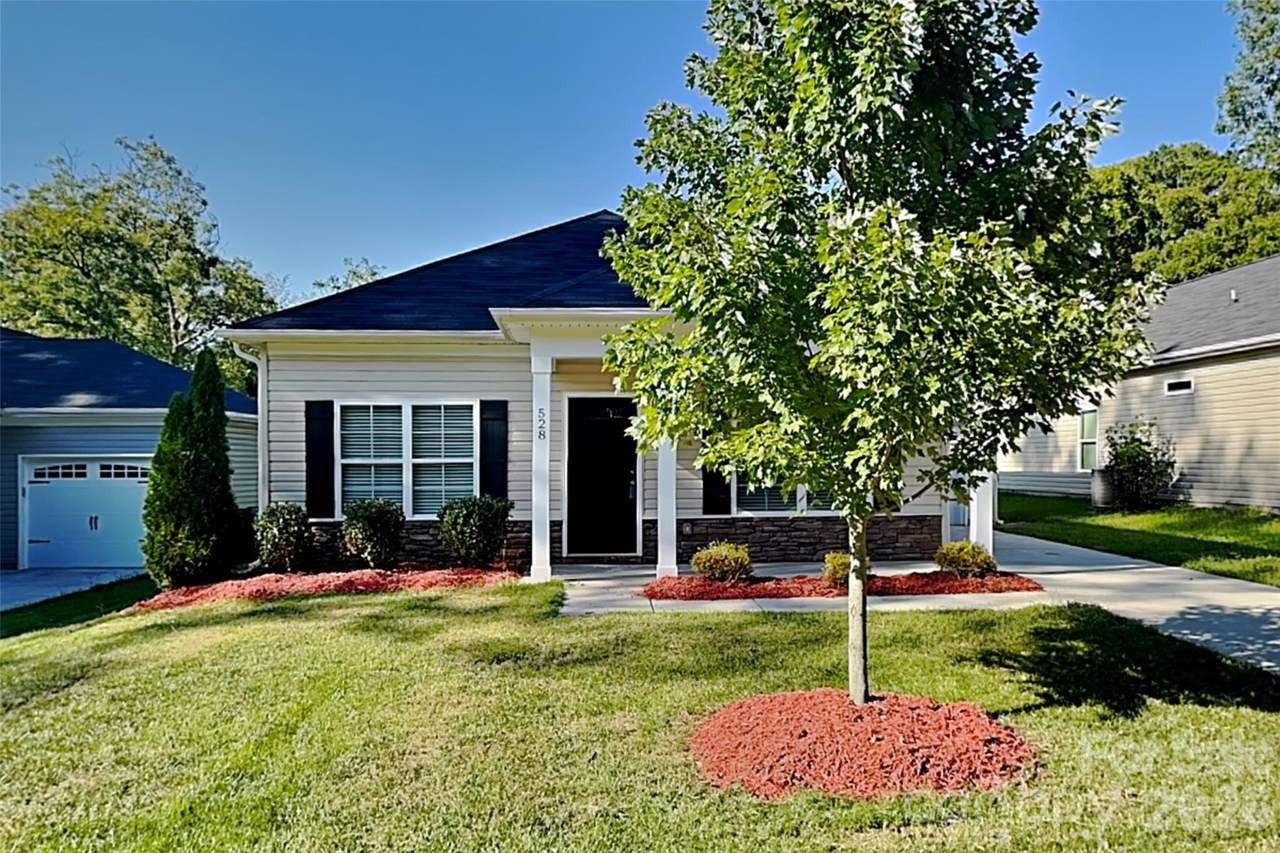 528 Cabarrus Avenue - Photo 1