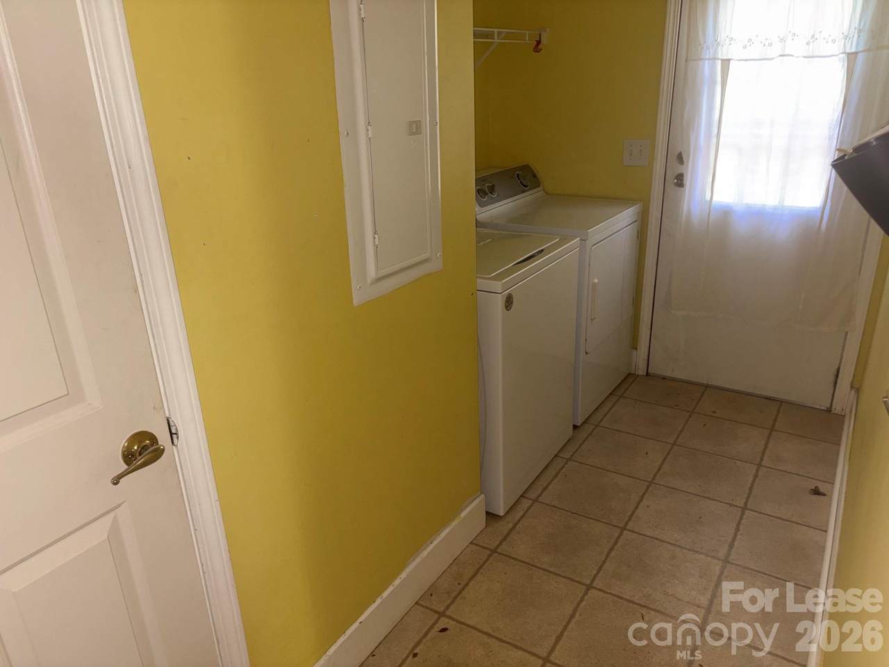https://bt-photos.global.ssl.fastly.net/cmls/1280_boomver_1_4428537-1.jpg