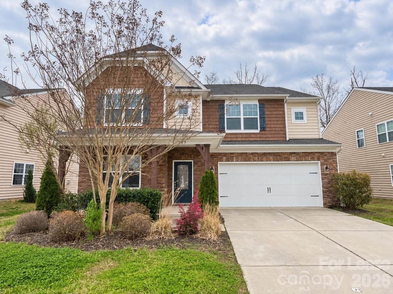 1109 Wainscott Drive - Photo 1