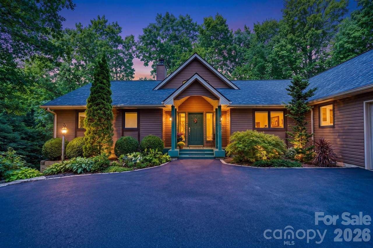 200 Timberlane Circle - Photo 1