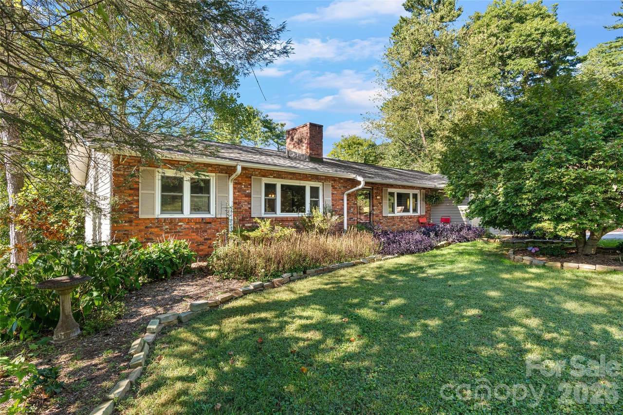 18 Northwood Road - Photo 1