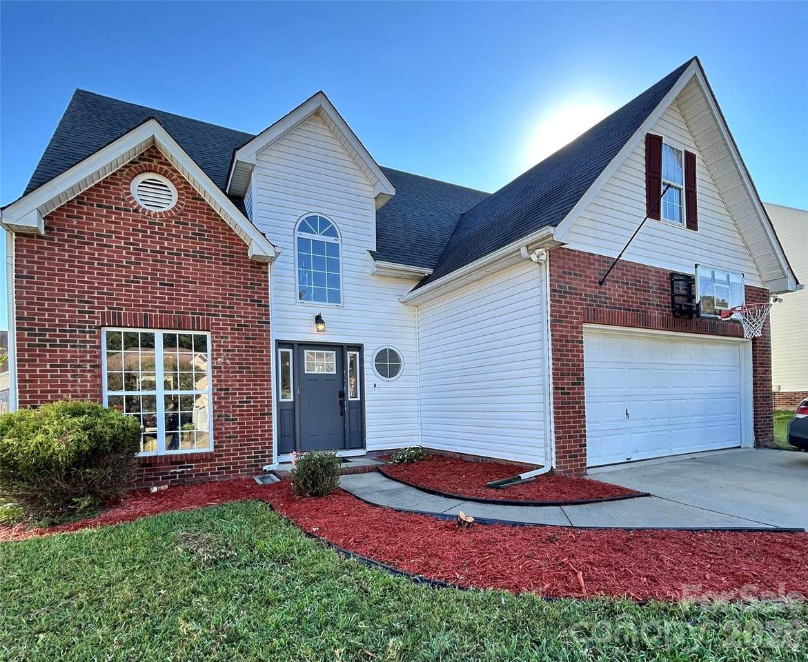 3935 Longwood Drive - Photo 1
