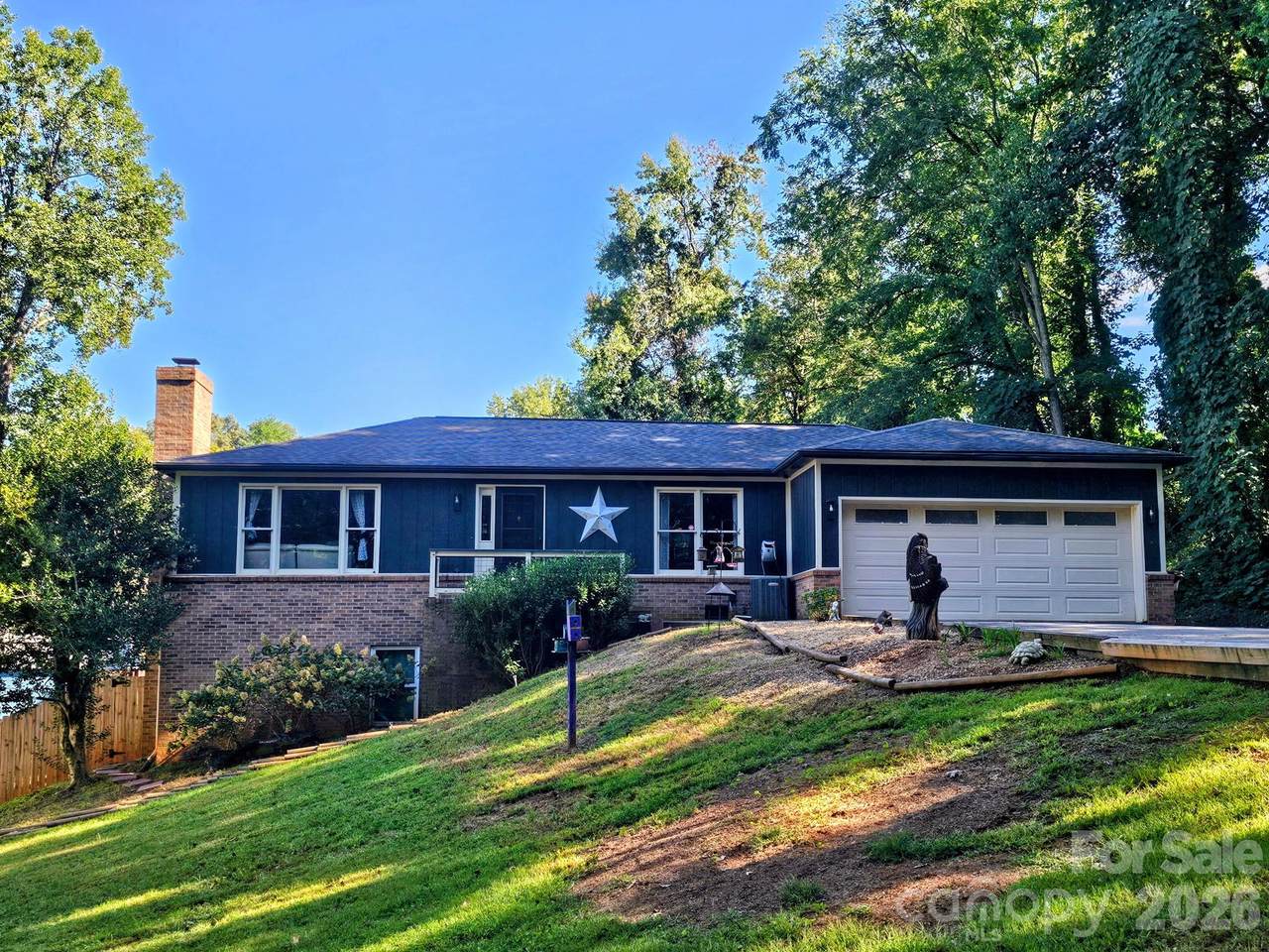 101 Catherine Drive - Photo 1