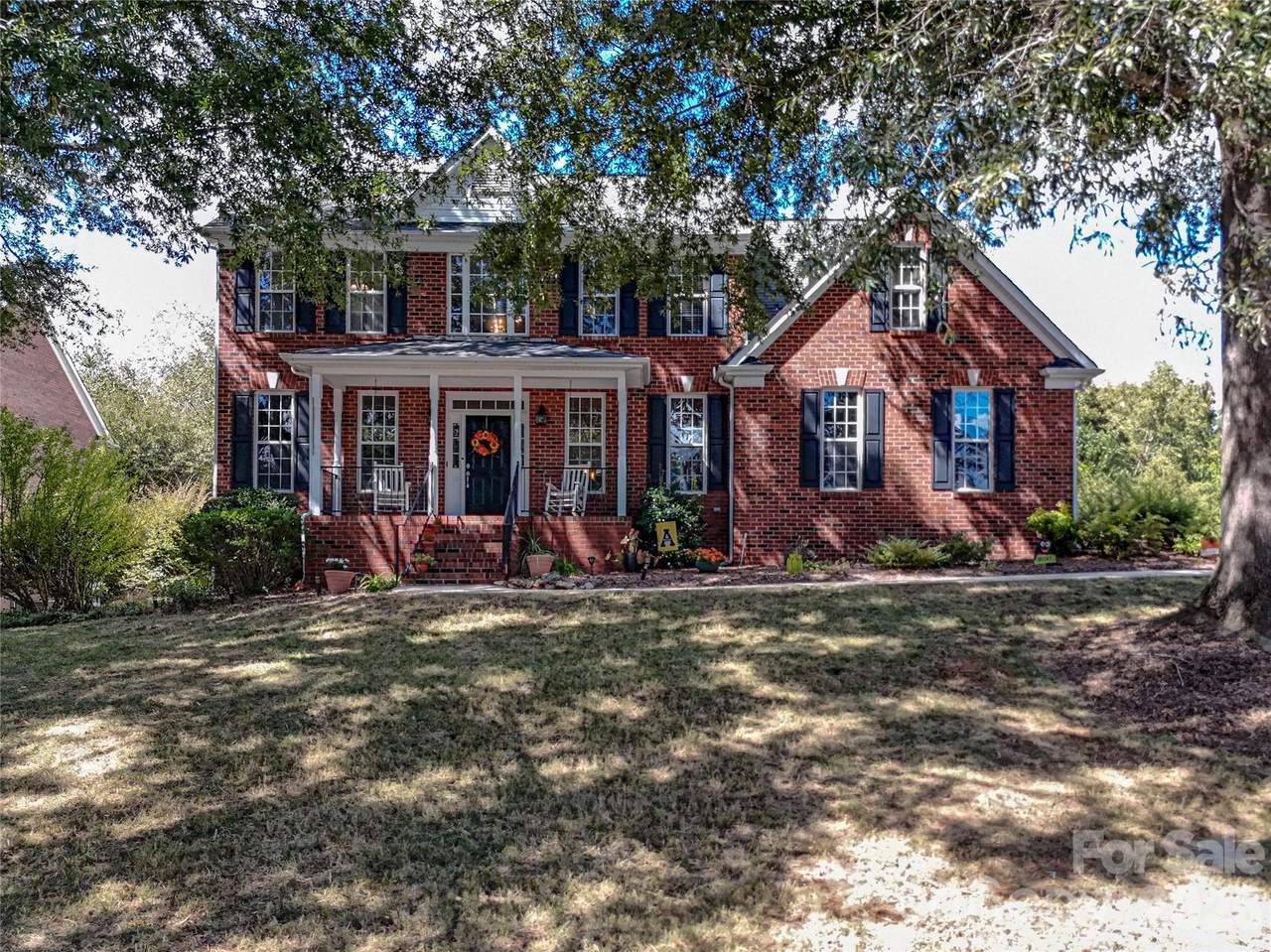 8120 Glamorgan Lane - Photo 1