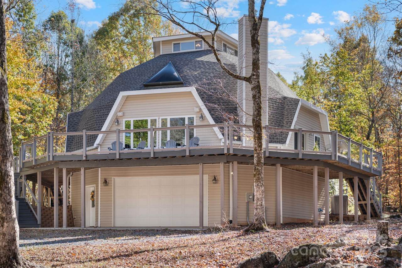 10200 Amsterdam Drive - Photo 1