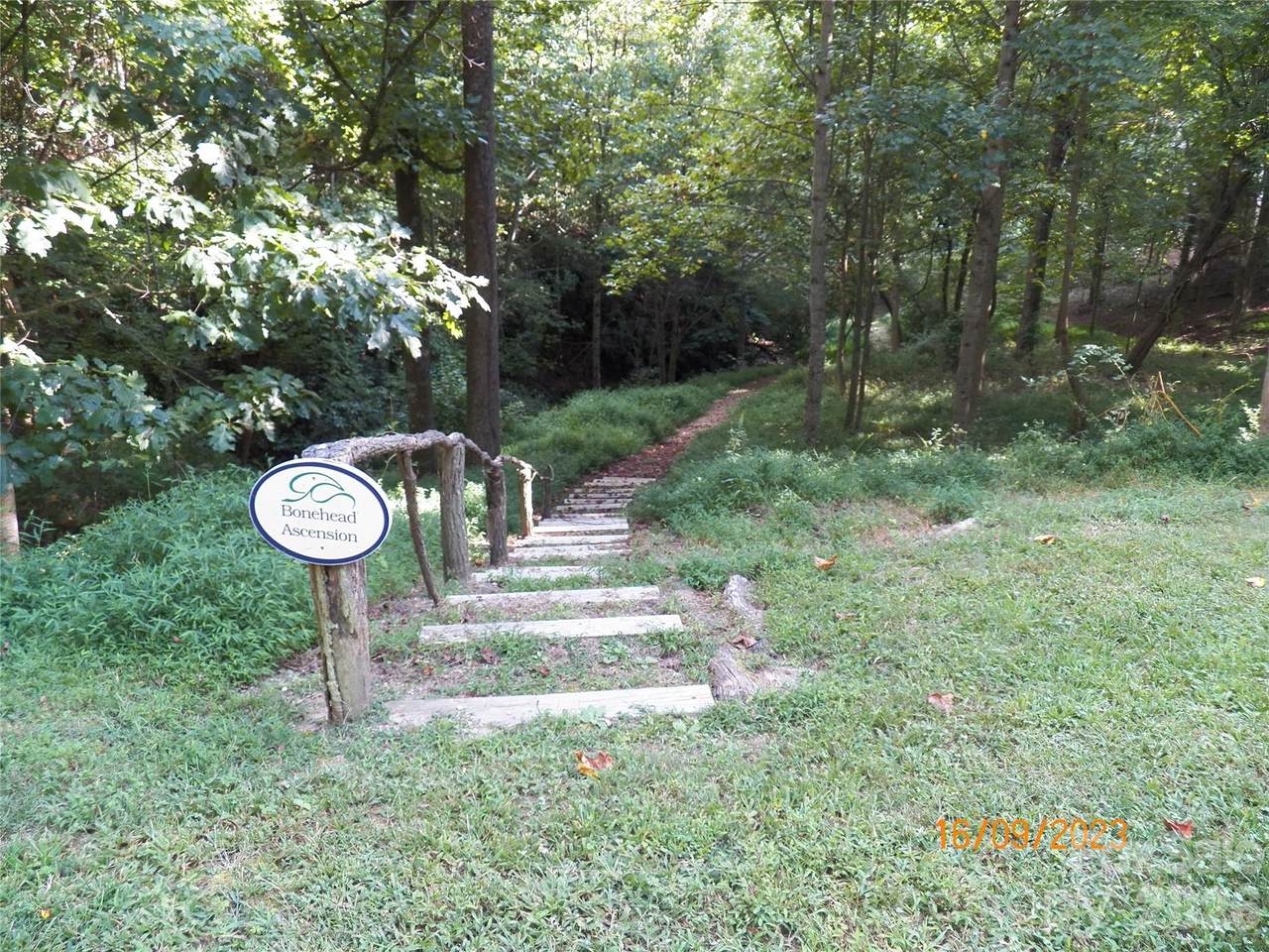 https://bt-photos.global.ssl.fastly.net/cmls/1280_boomver_2_4069057-1.jpg