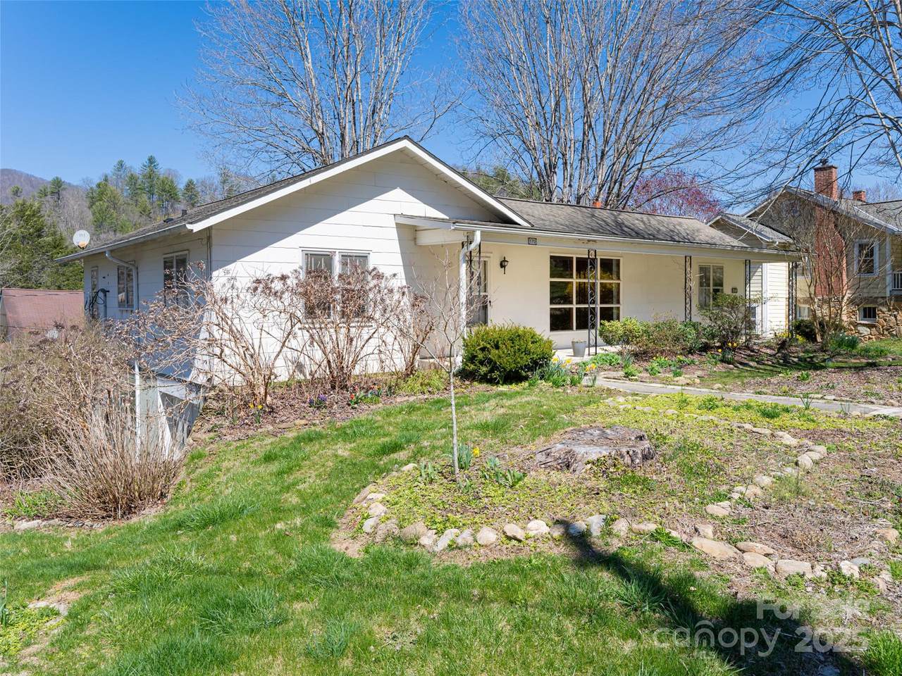 170 Pleasant Valley Road - Photo 1