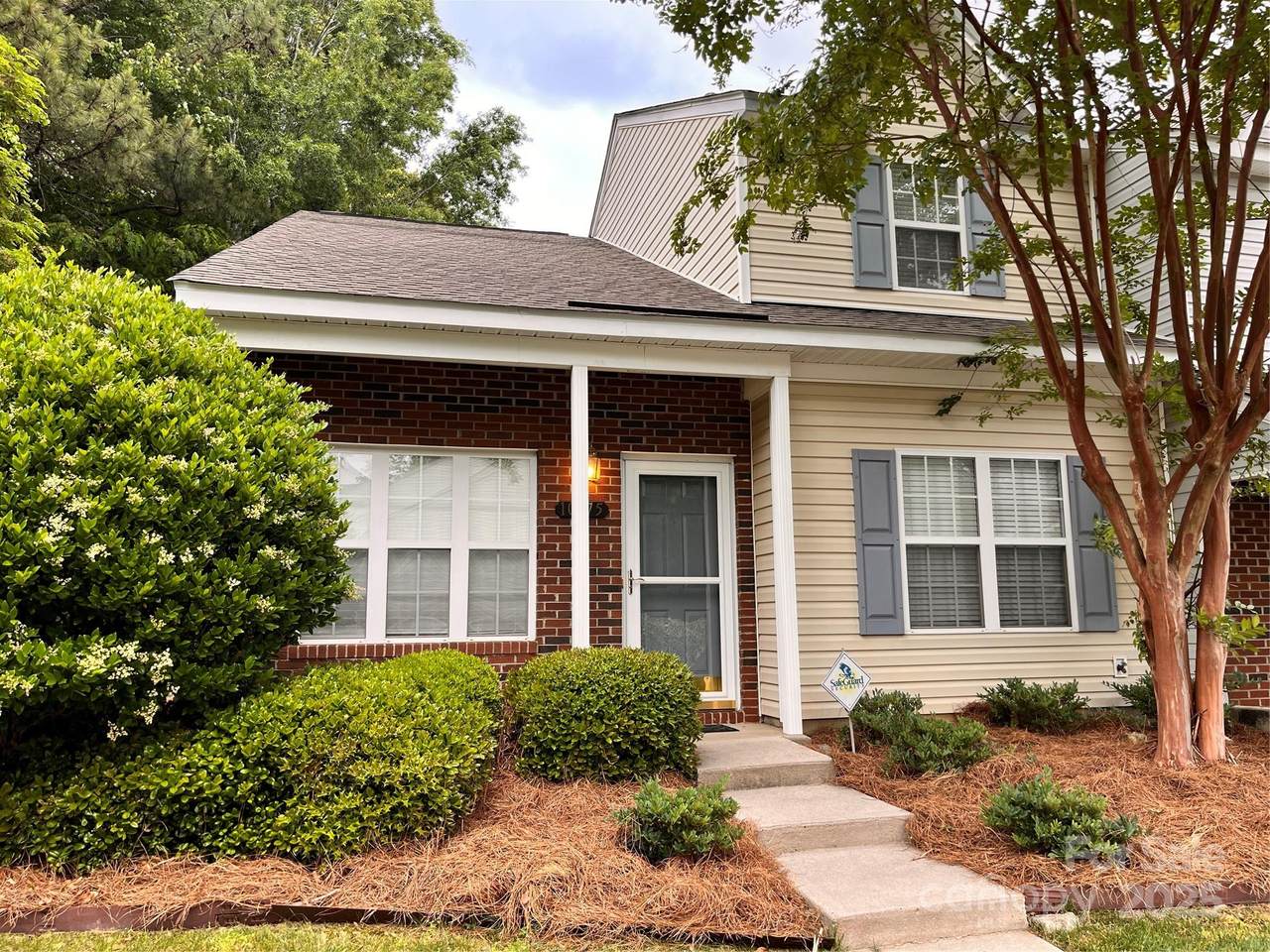 10875 Holly Ridge Boulevard - Photo 1