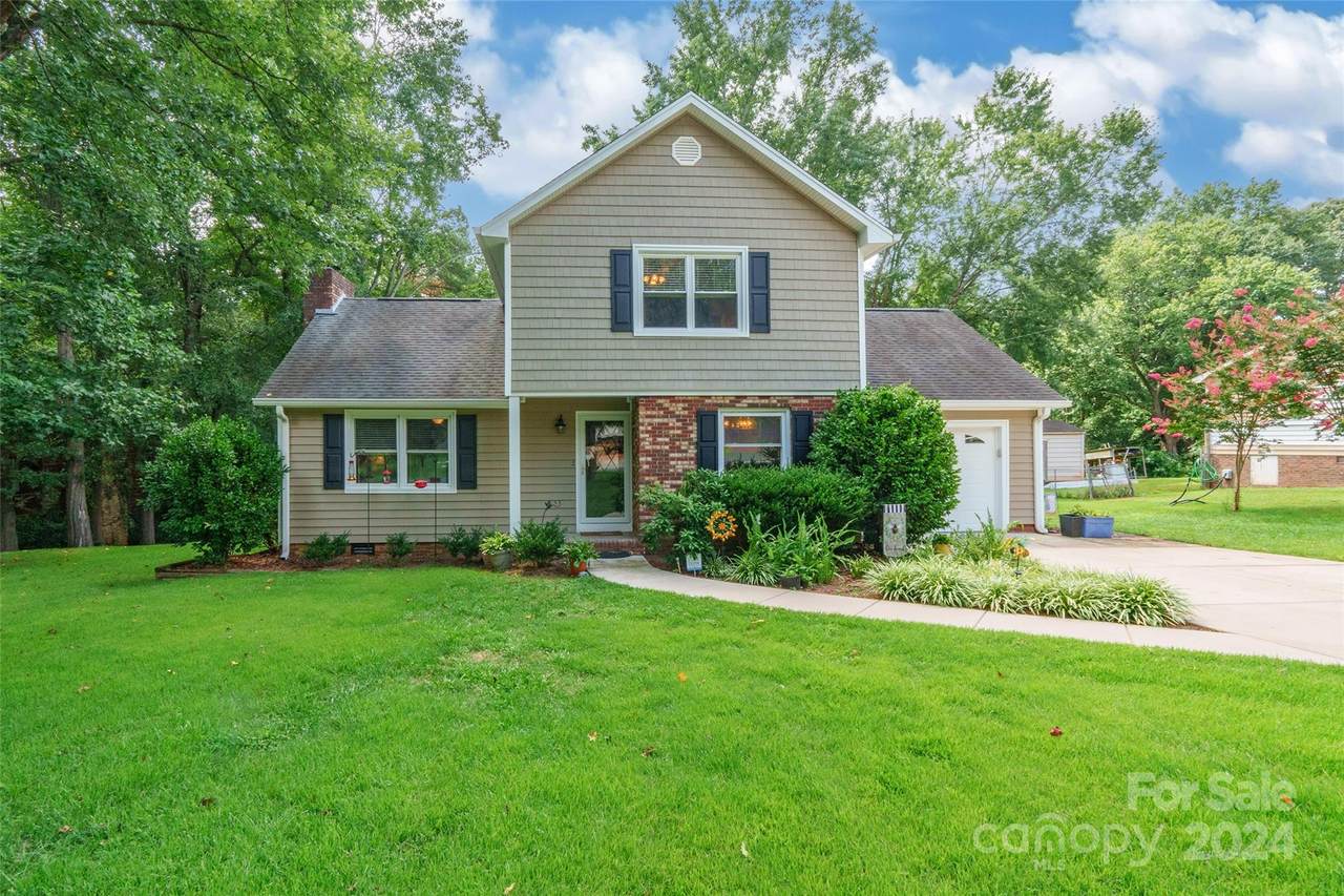 134 Melody Drive - Photo 1