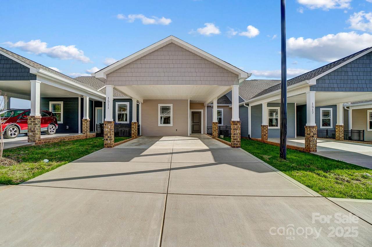 1511 28th Street Place - Photo 1