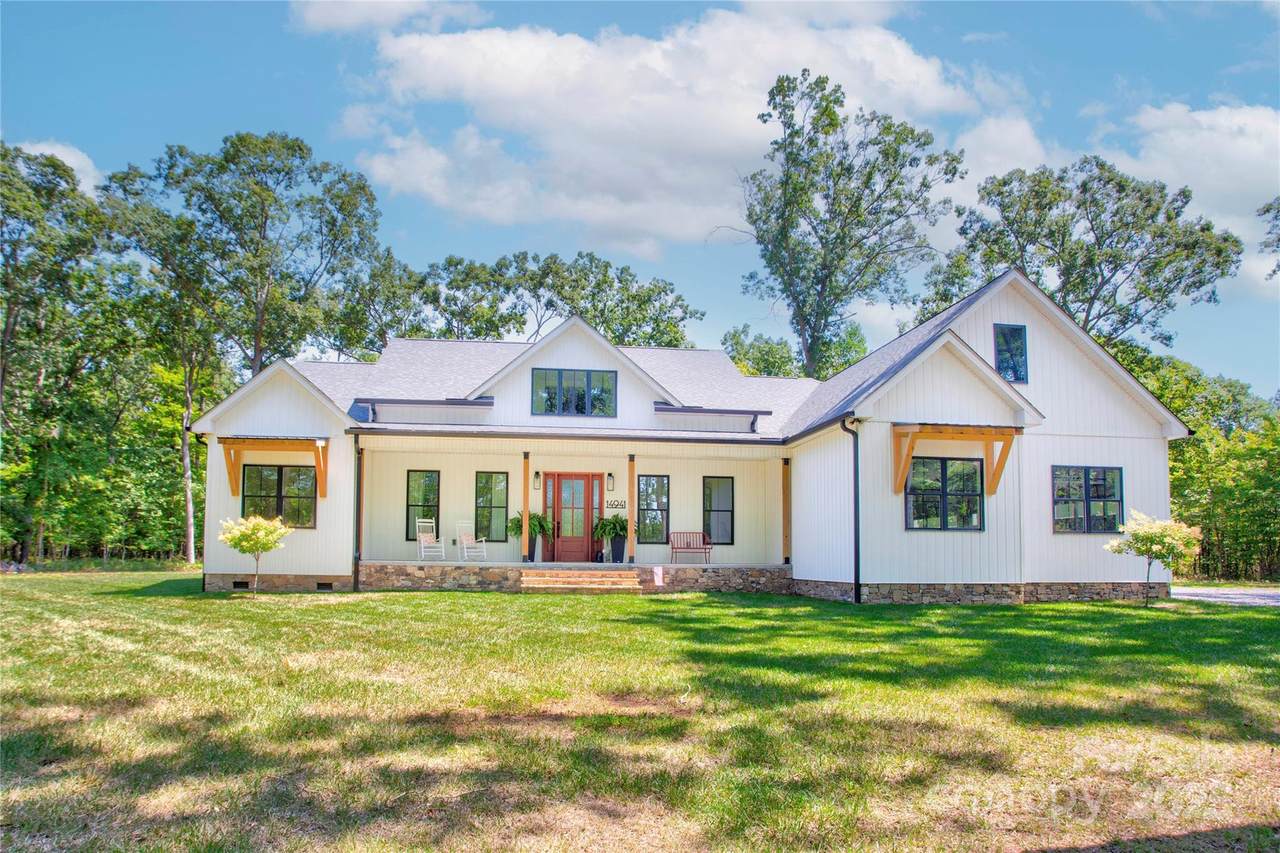 14941 Deer Hollow Drive - Photo 1