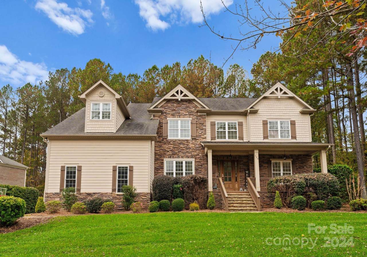 124 Streamwood Road - Photo 1