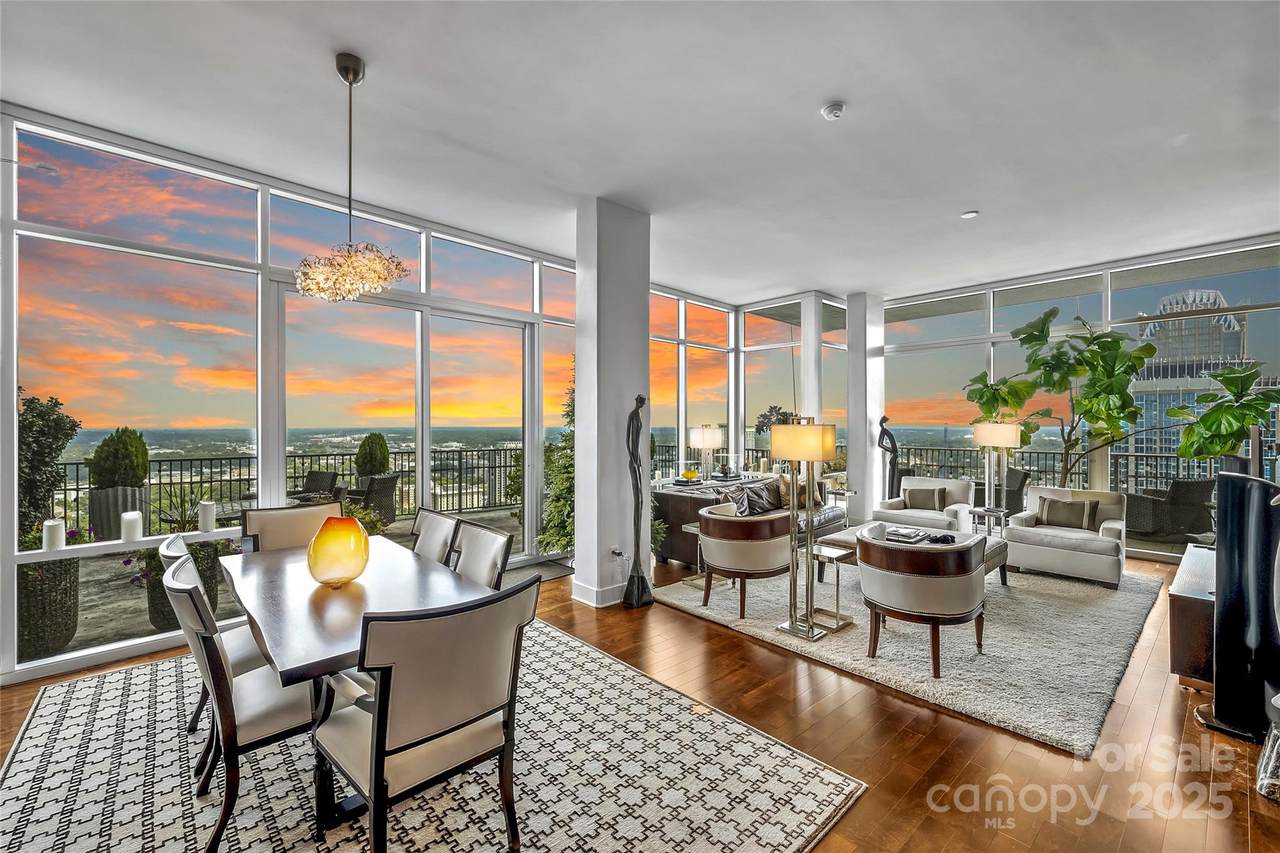 215 Pine Street - Photo 1