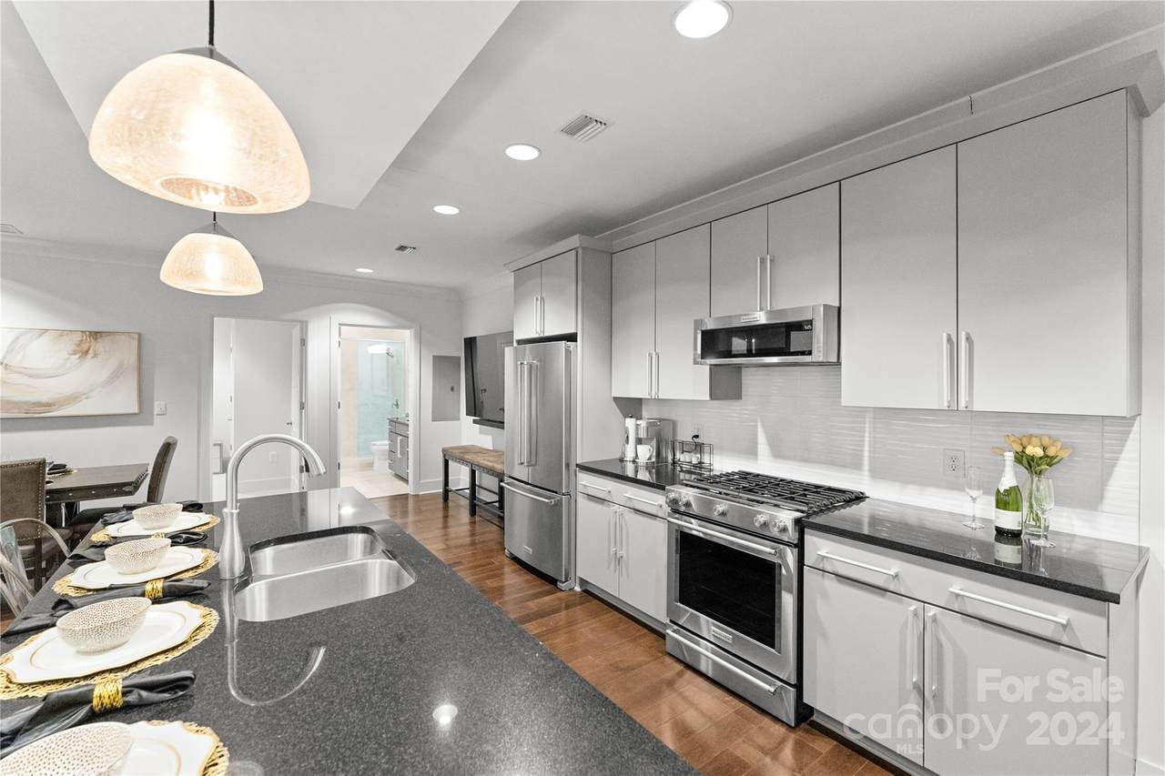 222 Caldwell Street - Photo 1