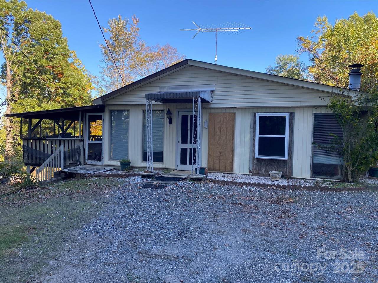 3642 Barus Pond Loop - Photo 1