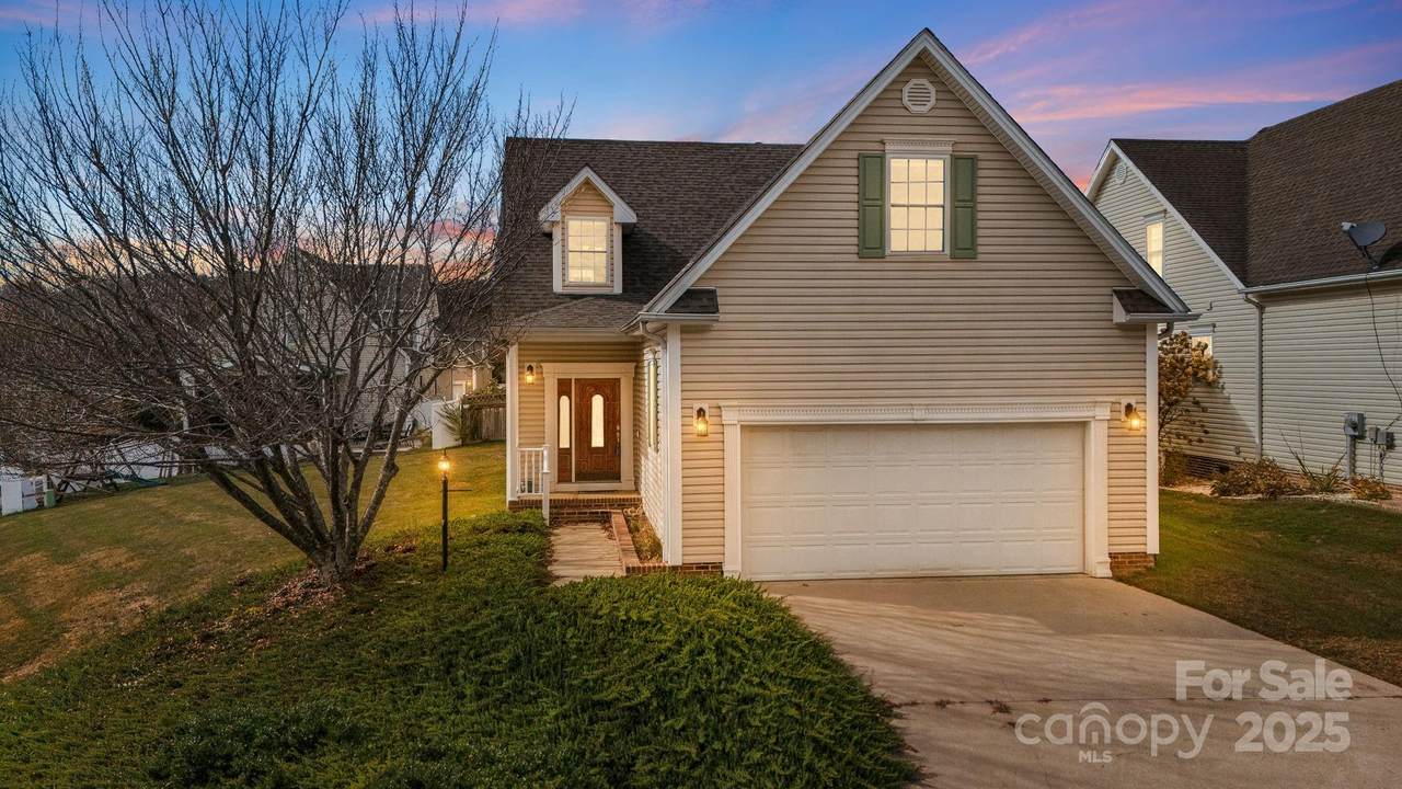 8 Sweet Gum Drive - Photo 1