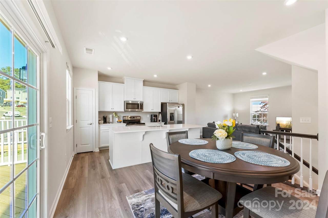 2016 Tupelo Grove Lane - Photo 1