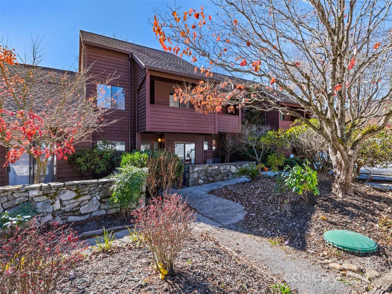 40 Meadows Lane - Photo 1