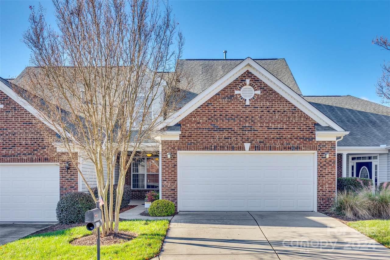 312 Garnet Court - Photo 1