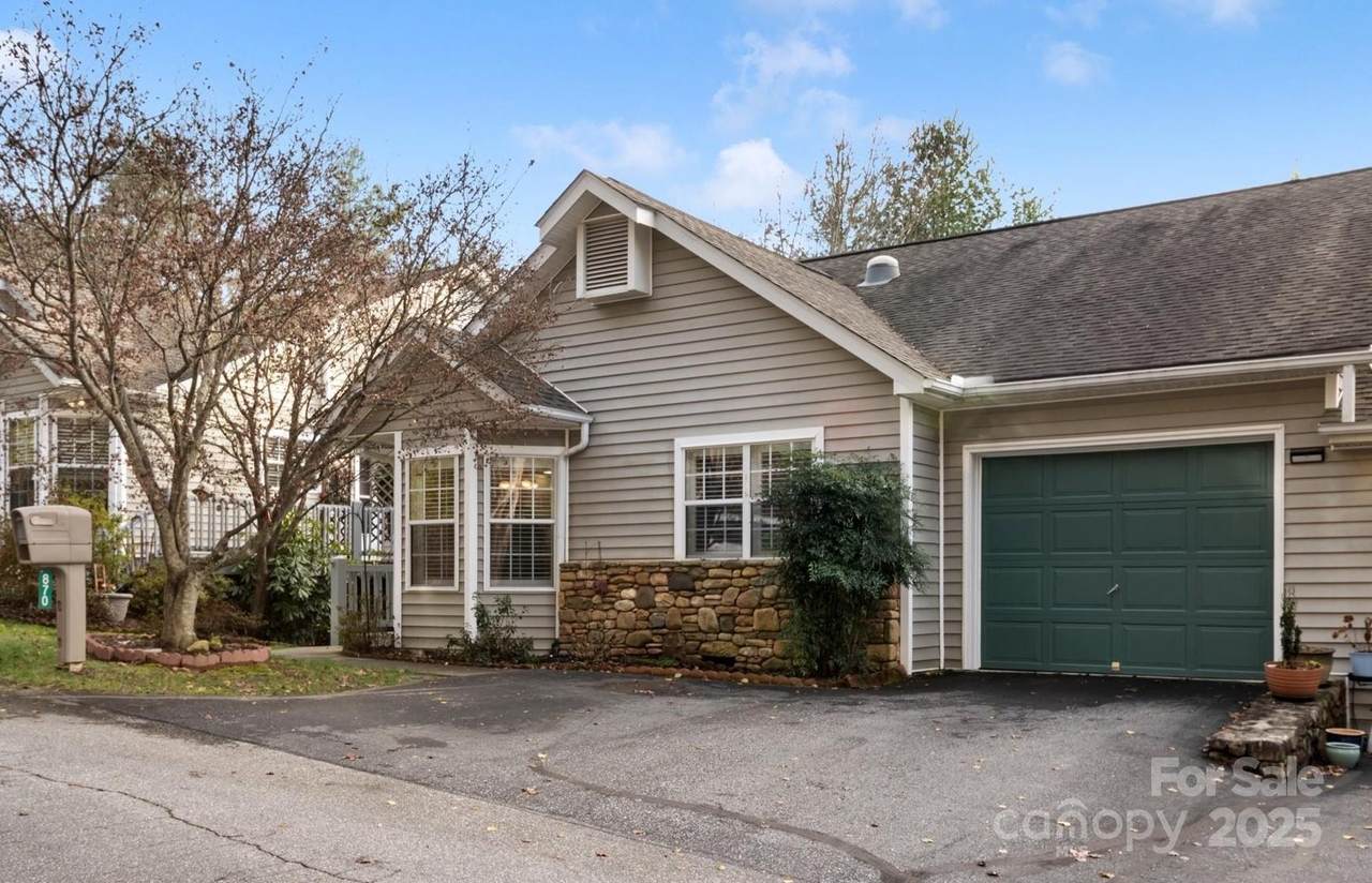 870 Park Place - Photo 1