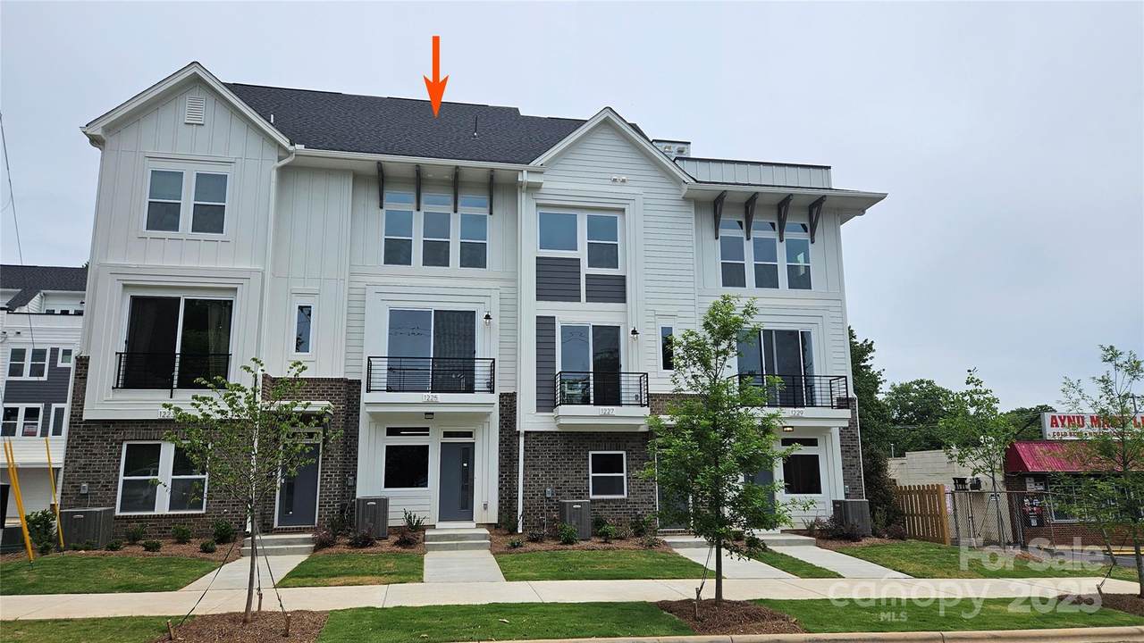 1225 34th Street - Photo 1