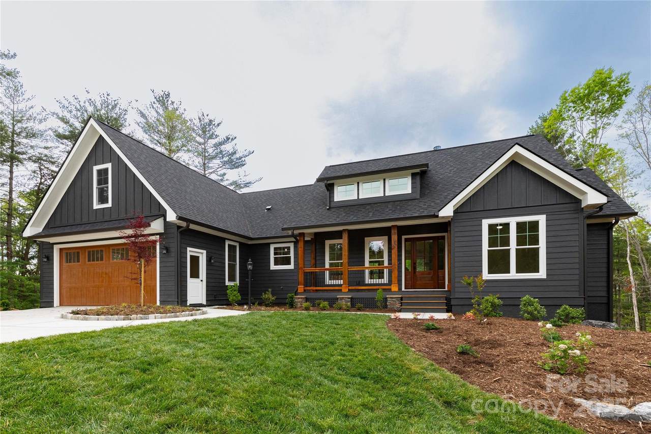 111 Laura Trace - Photo 1