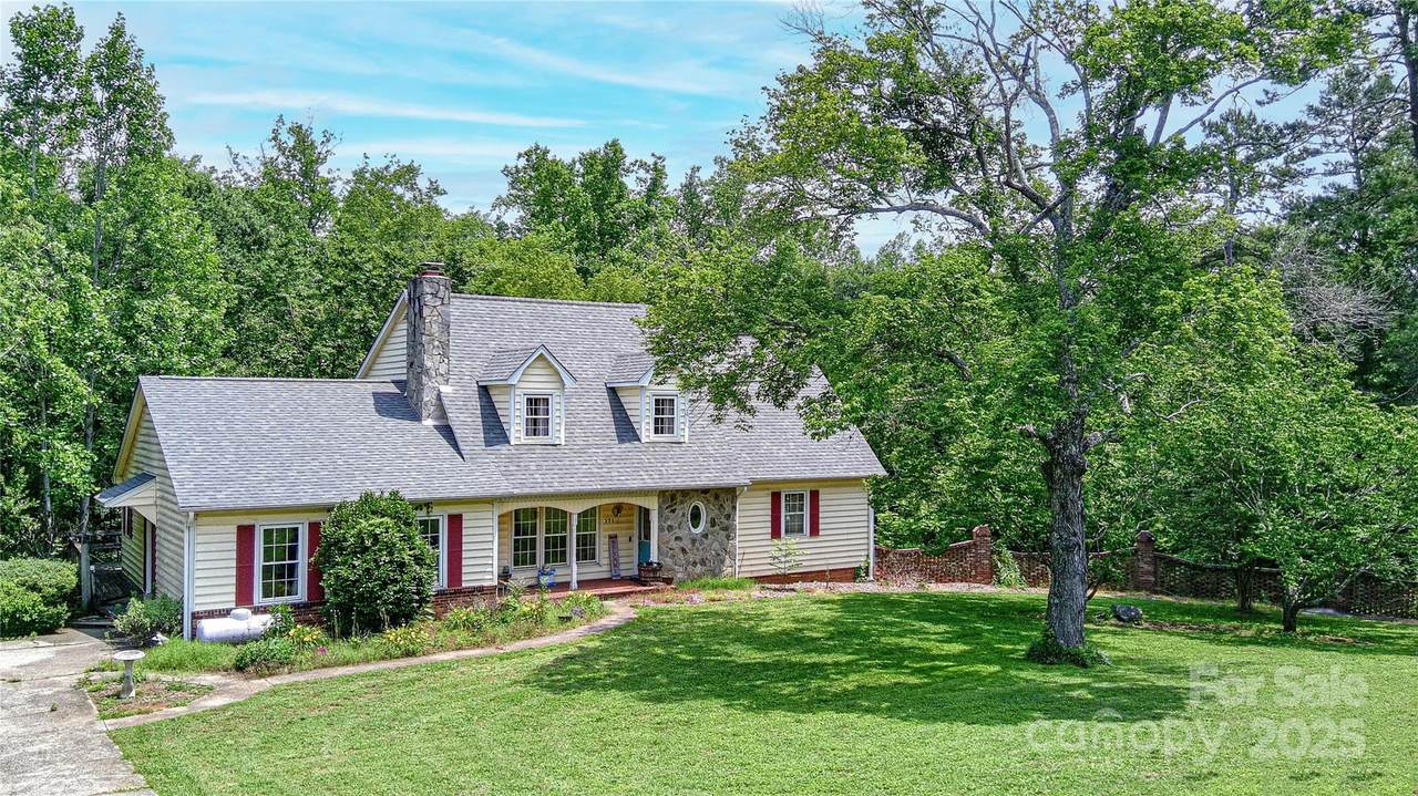 171 Carver Lane - Photo 1