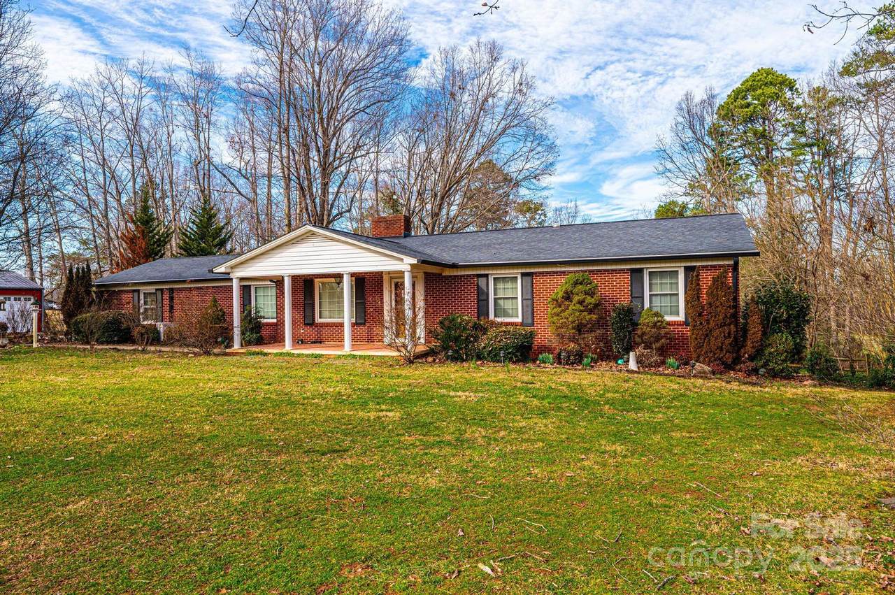 6000 George Hildebran School Road - Photo 1