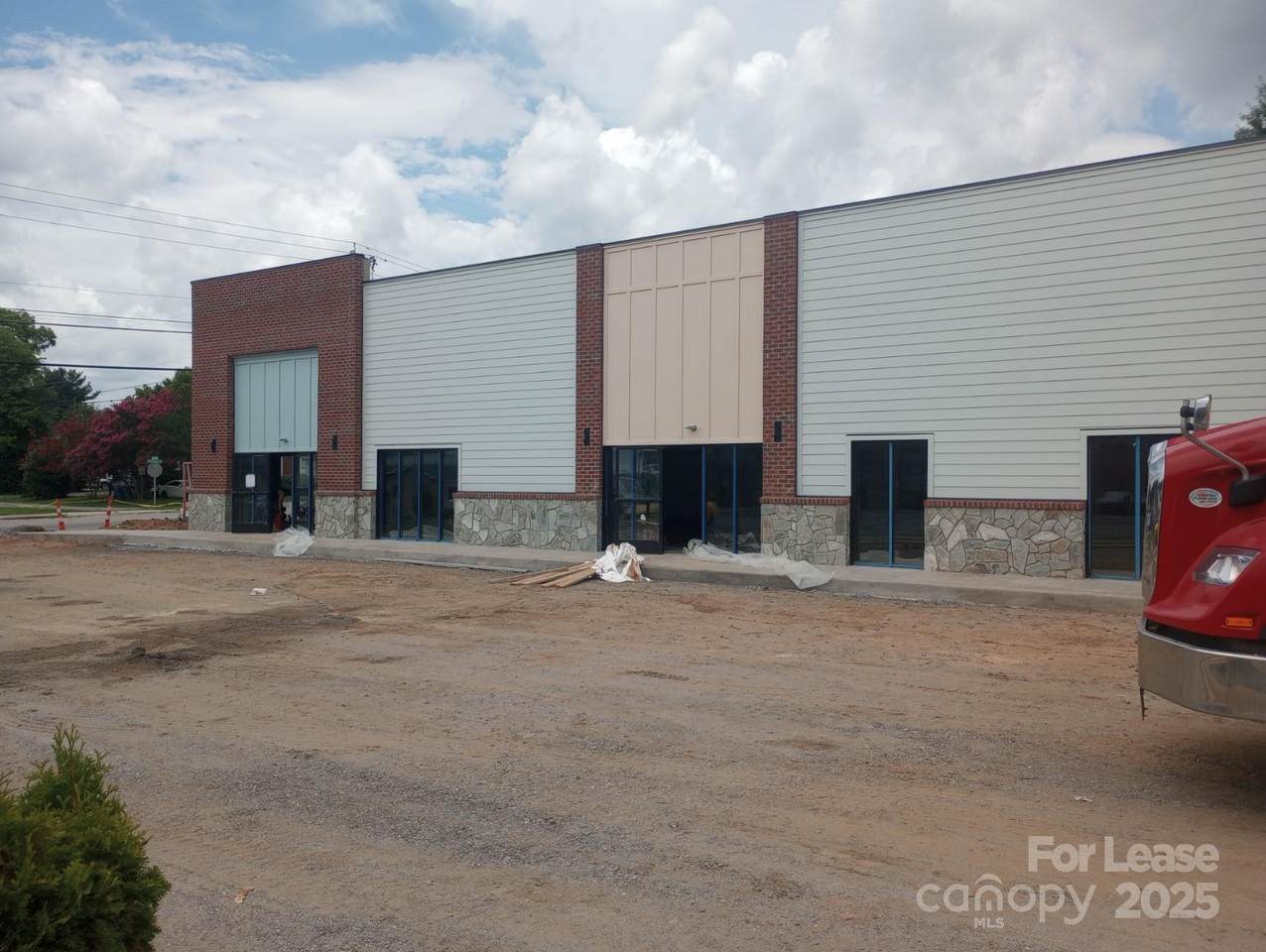 633 Broadway Street - Photo 1