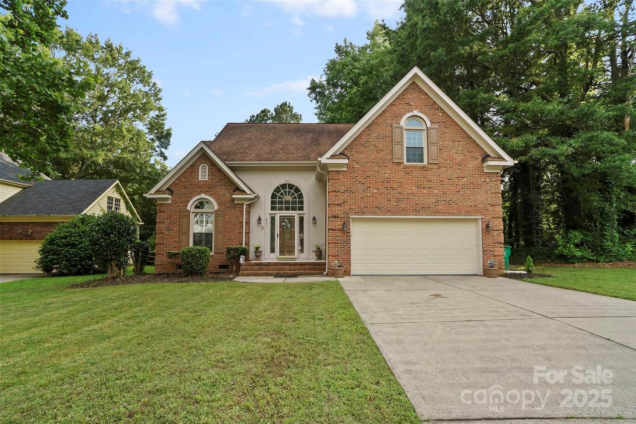 8731 Sheltonham Way - Photo 1