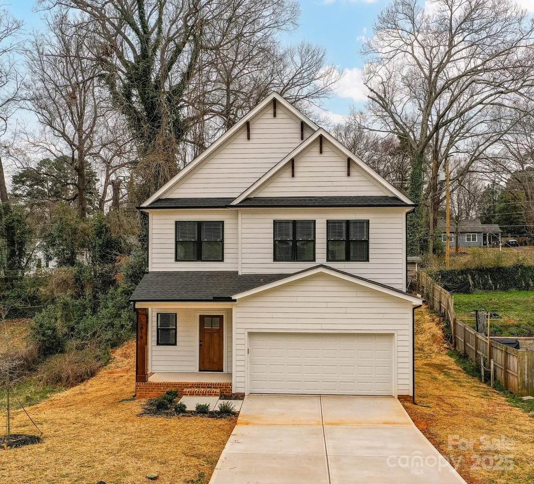 2615 Brentwood Place - Photo 1