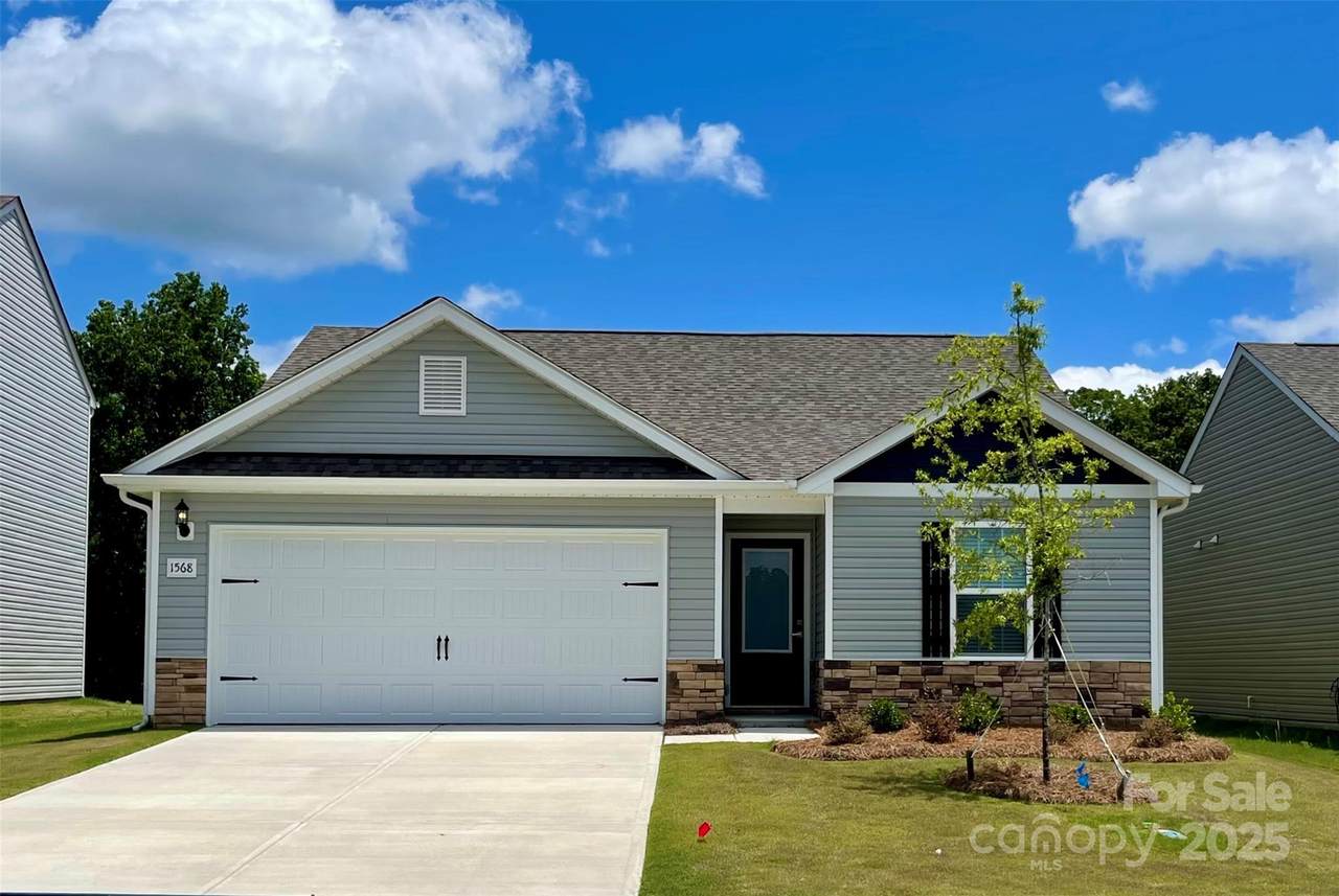 1568 Doran Terrace - Photo 1