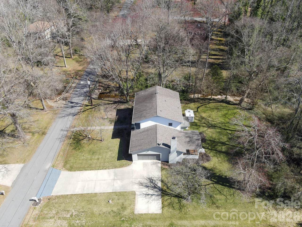 306 7th Street Place - Photo 1