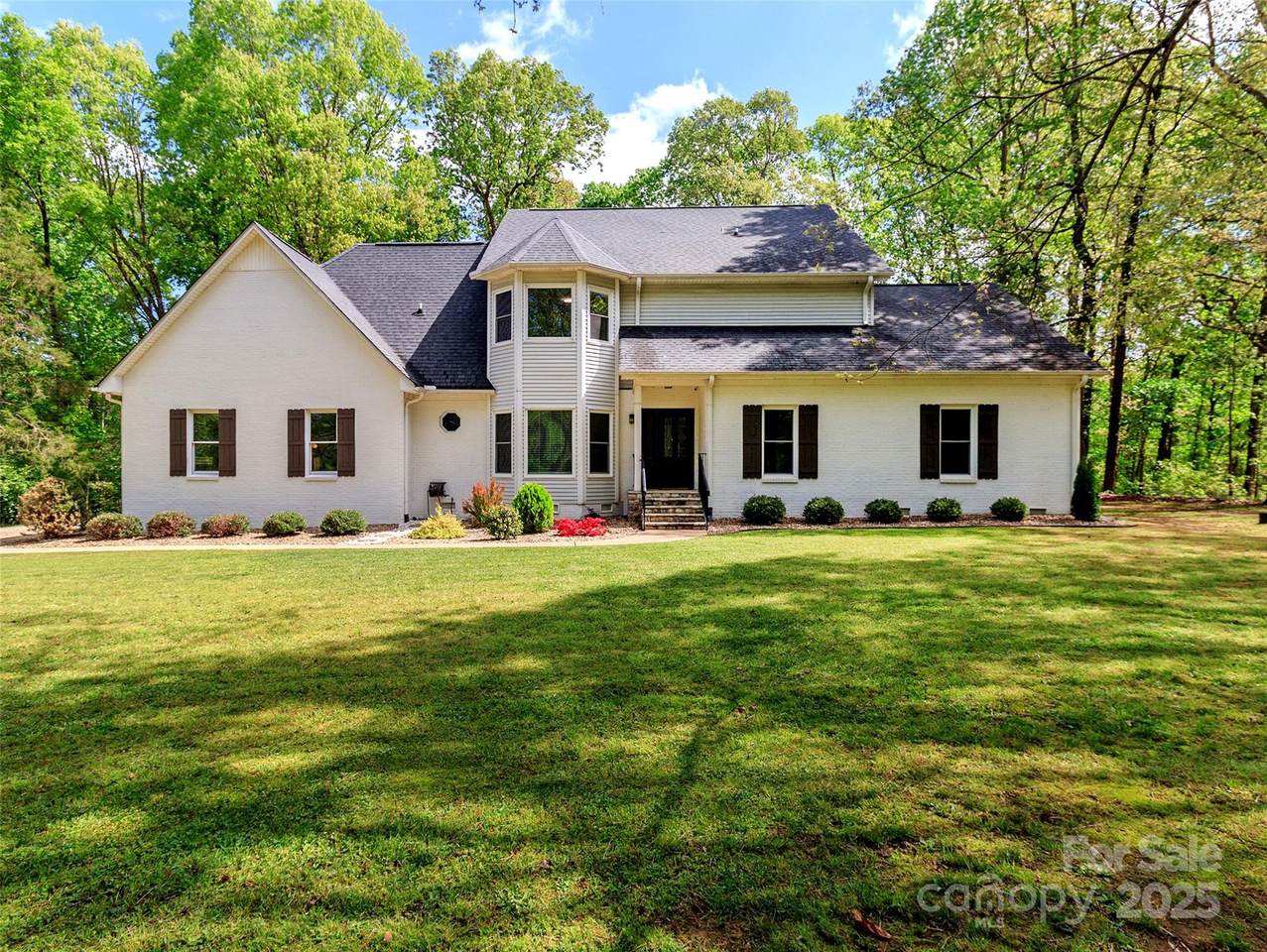 207 Windsor Greene Drive - Photo 1