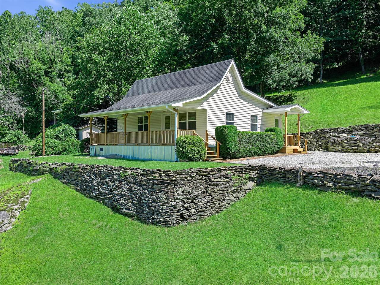 427 Johnson Cemetery Road - Photo 1