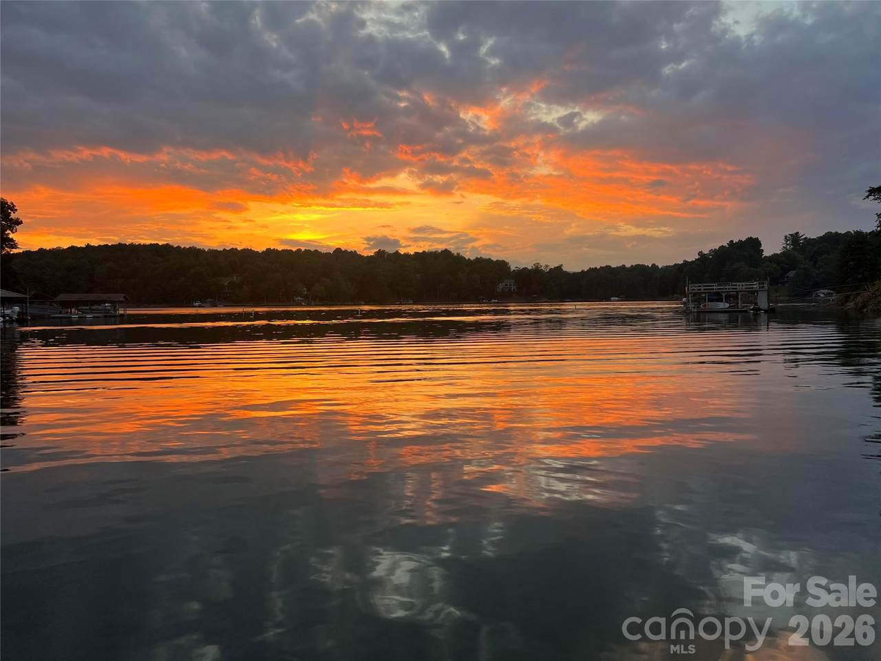 https://bt-photos.global.ssl.fastly.net/cmls/1280_boomver_2_4240206-1.jpg