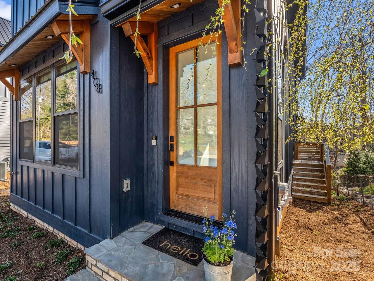 408 Oconeechee Avenue - Photo 1