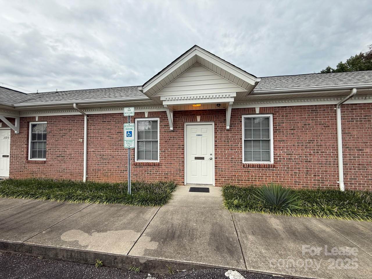 2009 Frye Avenue - Photo 1