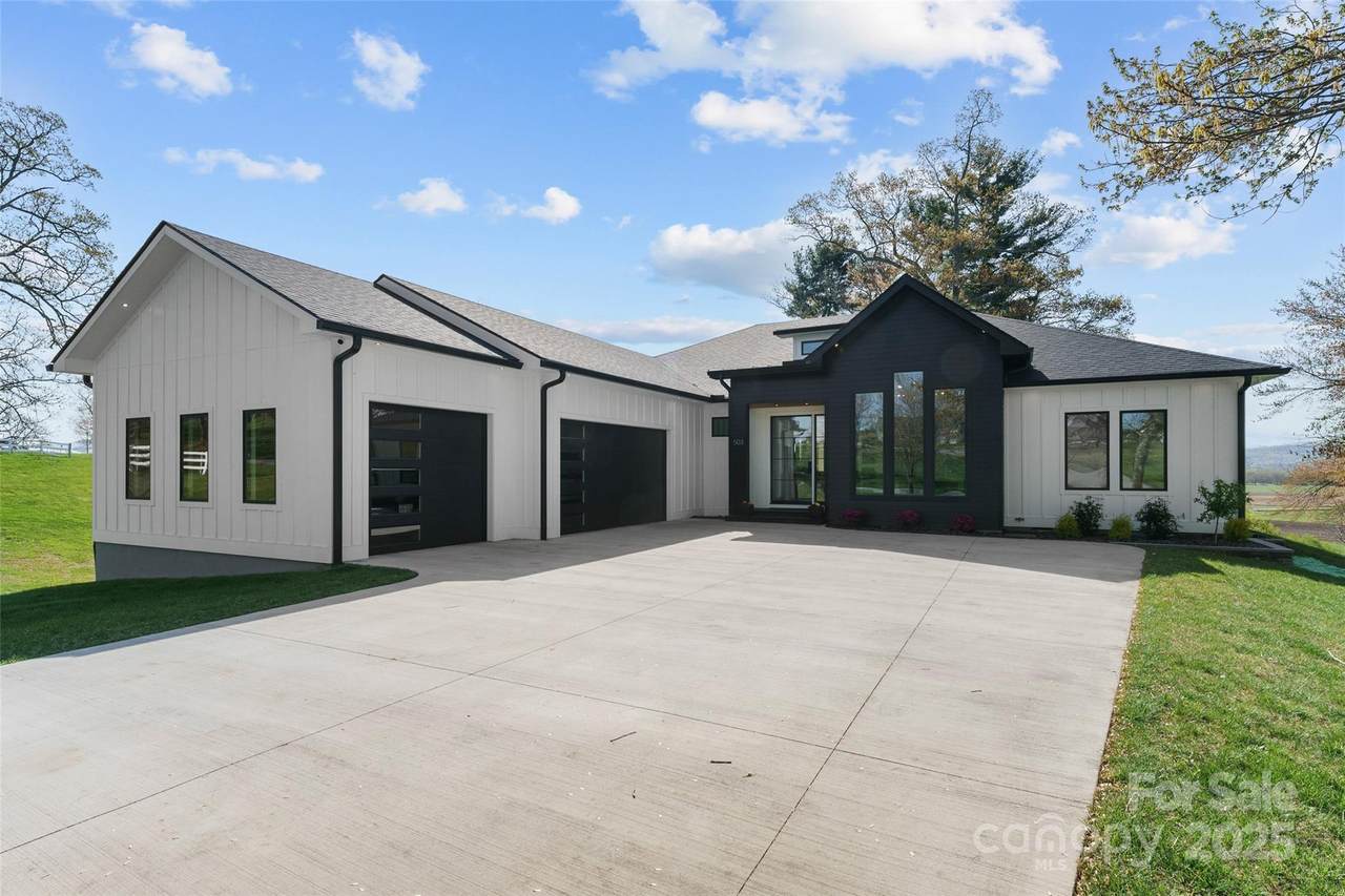 503 Nesbitt Drive - Photo 1