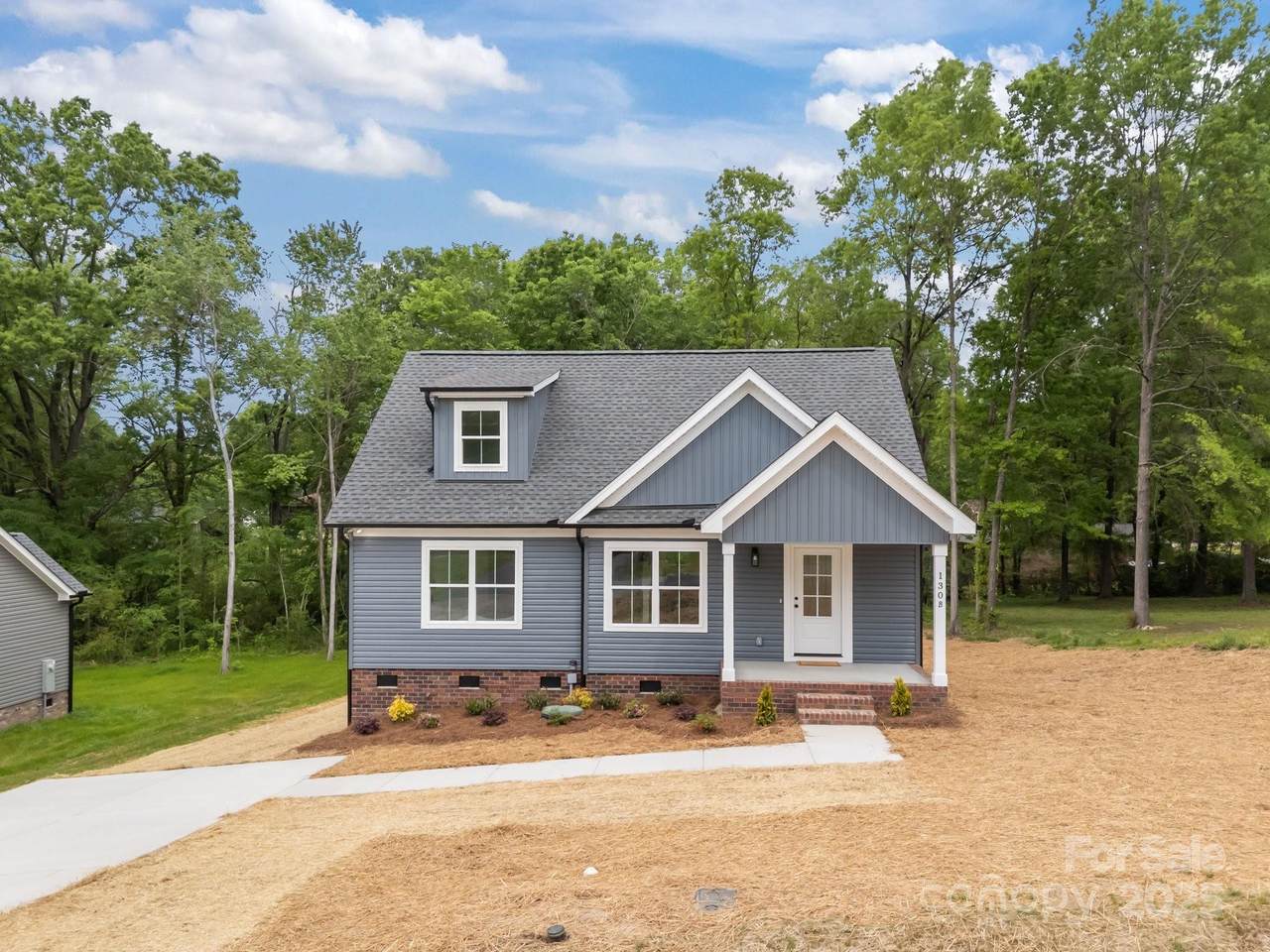 130B Springway Drive - Photo 1