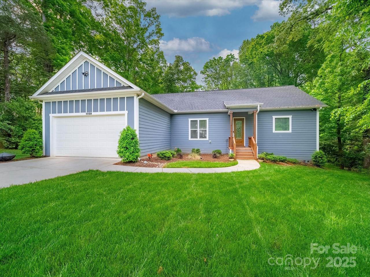 11104 Pine Grove Avenue - Photo 1