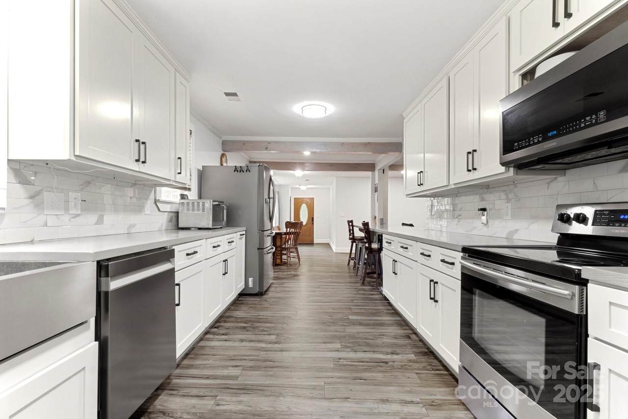 814 Severance Drive - Photo 1