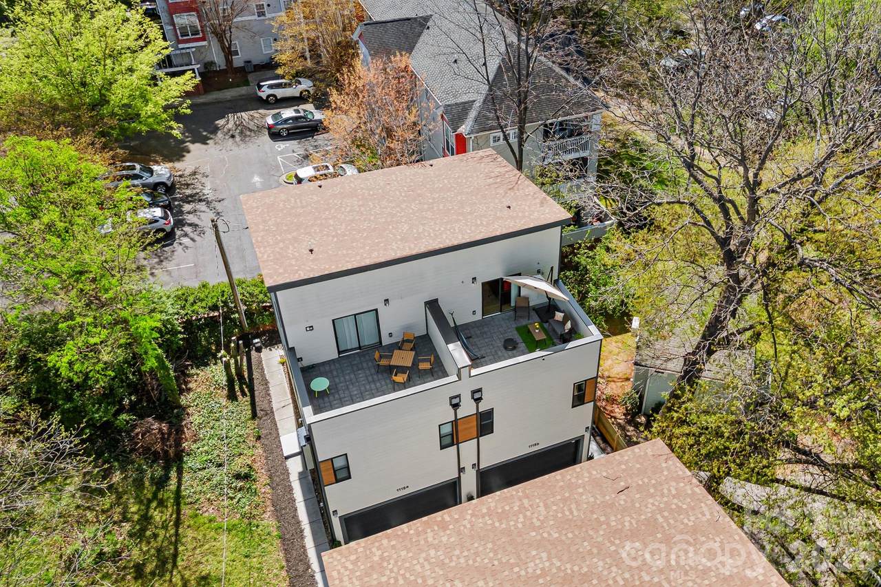 1115 Greenleaf Avenue - Photo 1