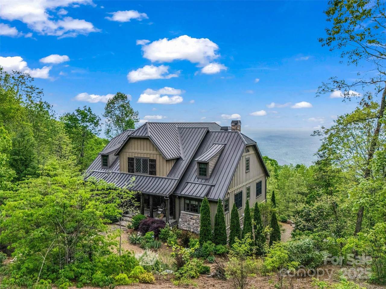 132 Eastman Place - Photo 1