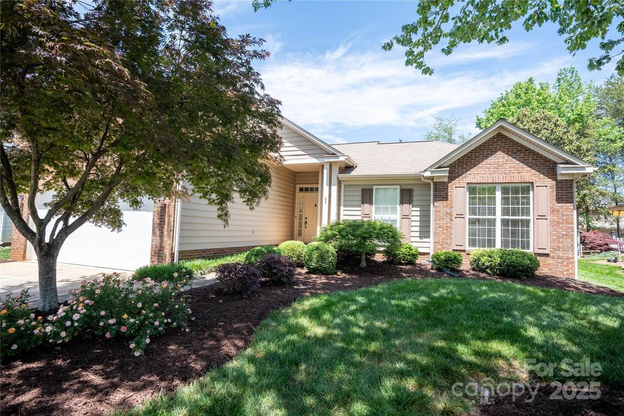 134 Walmsley Place - Photo 1