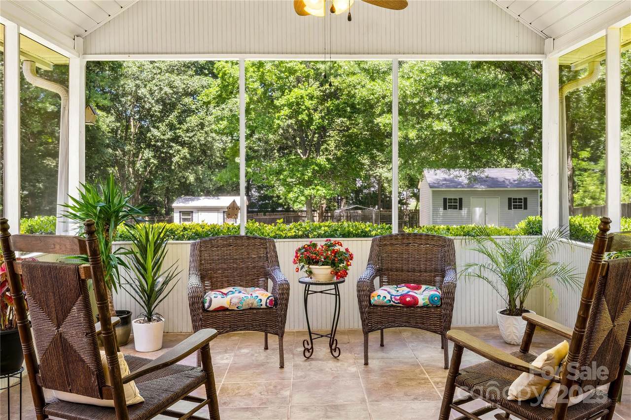 1666 Sam Smith Road - Photo 1