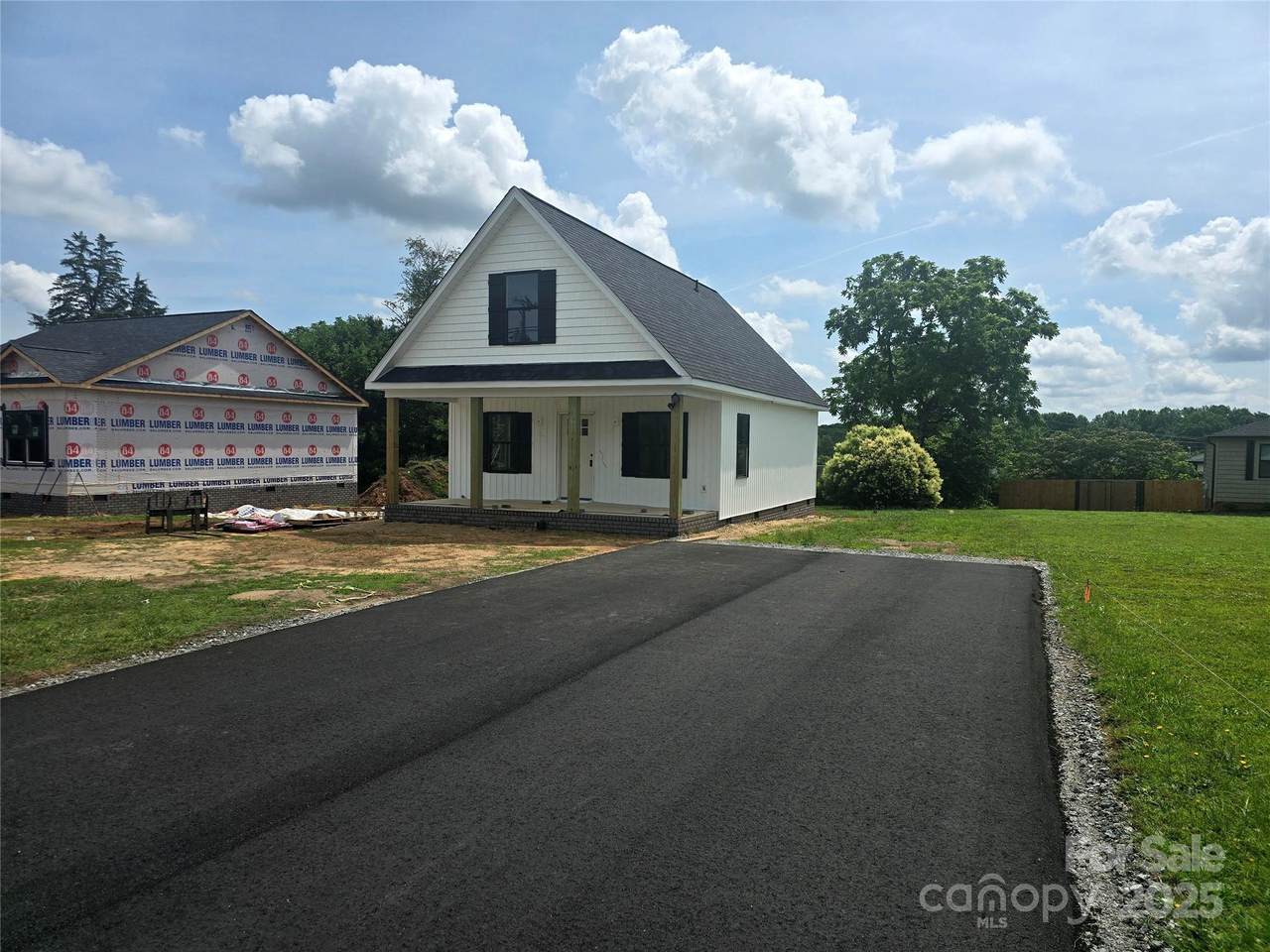 200 Center Street - Photo 1
