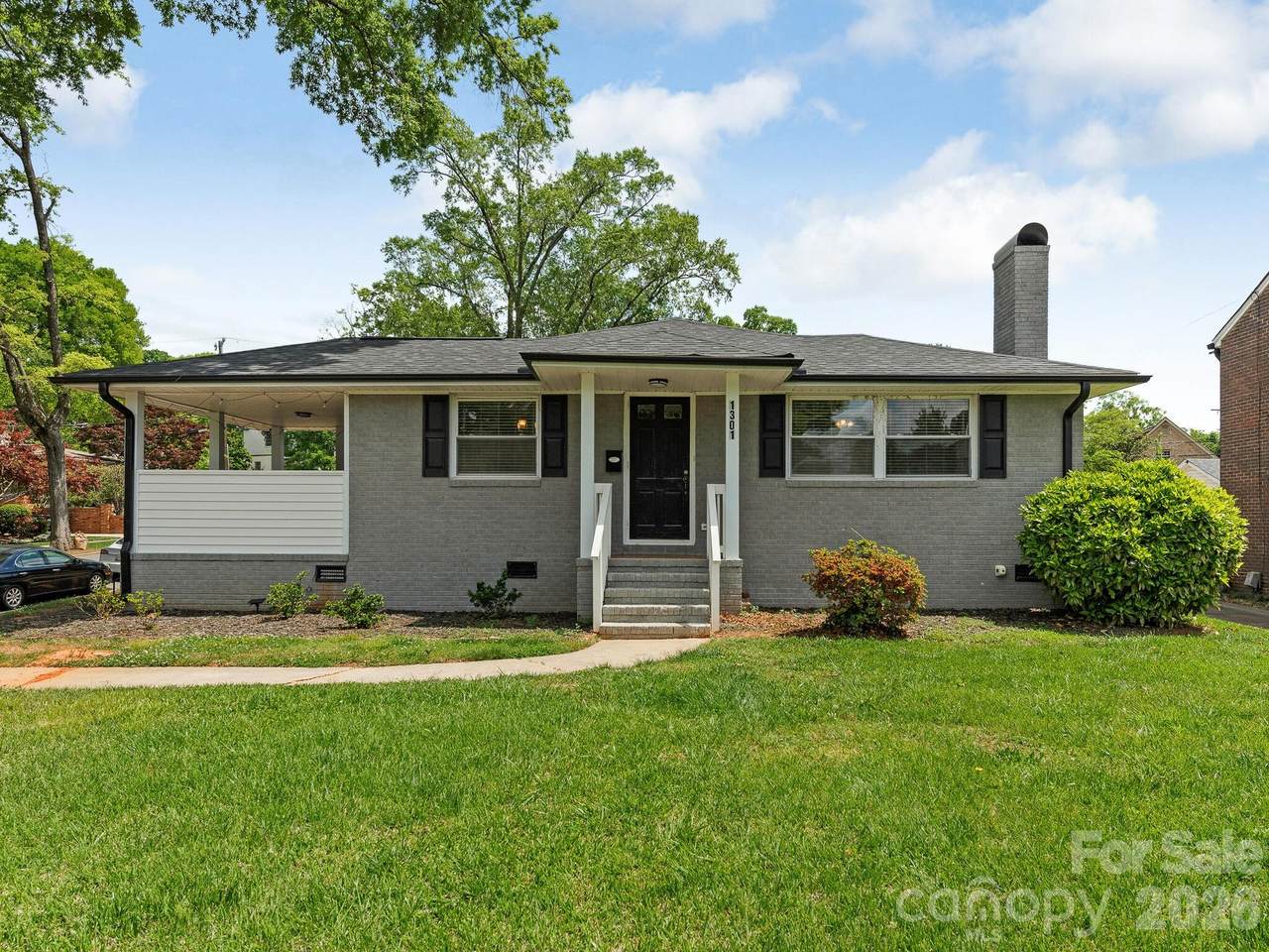 1301 Kings Drive - Photo 1