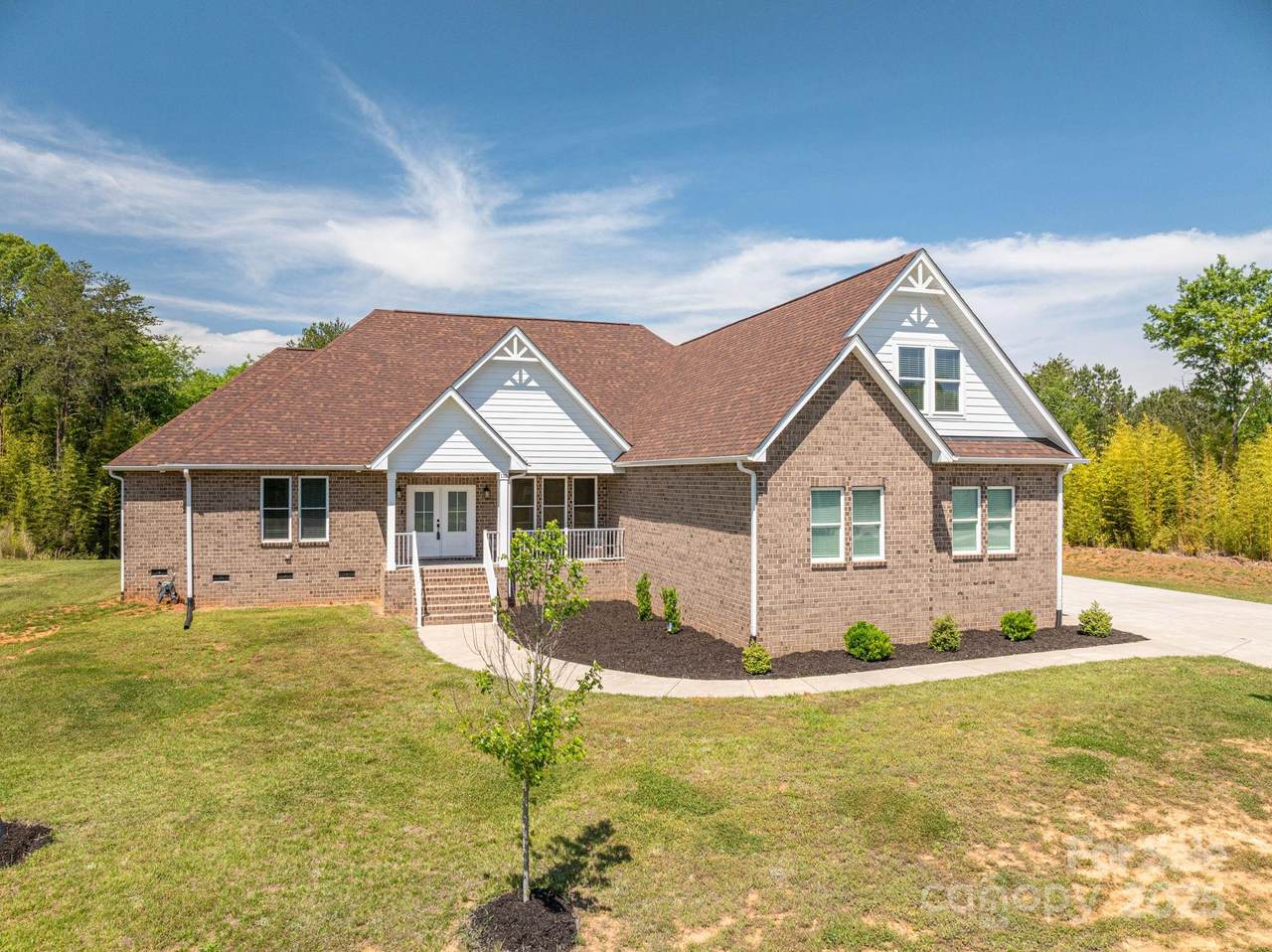 115 Woodward Way - Photo 1