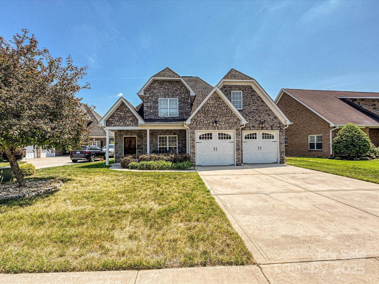 4562 Lanstone Court - Photo 1